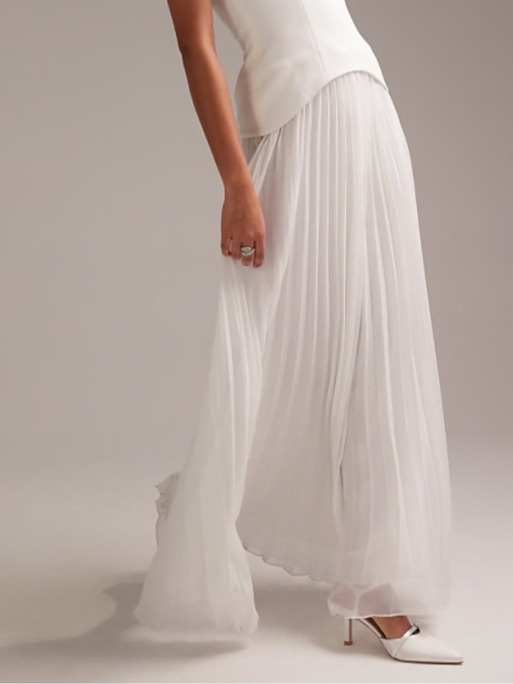 Marciano White Pleated Pant Fully Lined